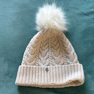 Lululemon Cream Cable Knit Pom Pom Beanie